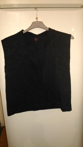 Gilet court sans - court, manches